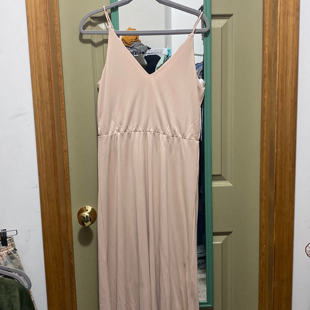 Pale pink/blush semi-formal midi-dress
